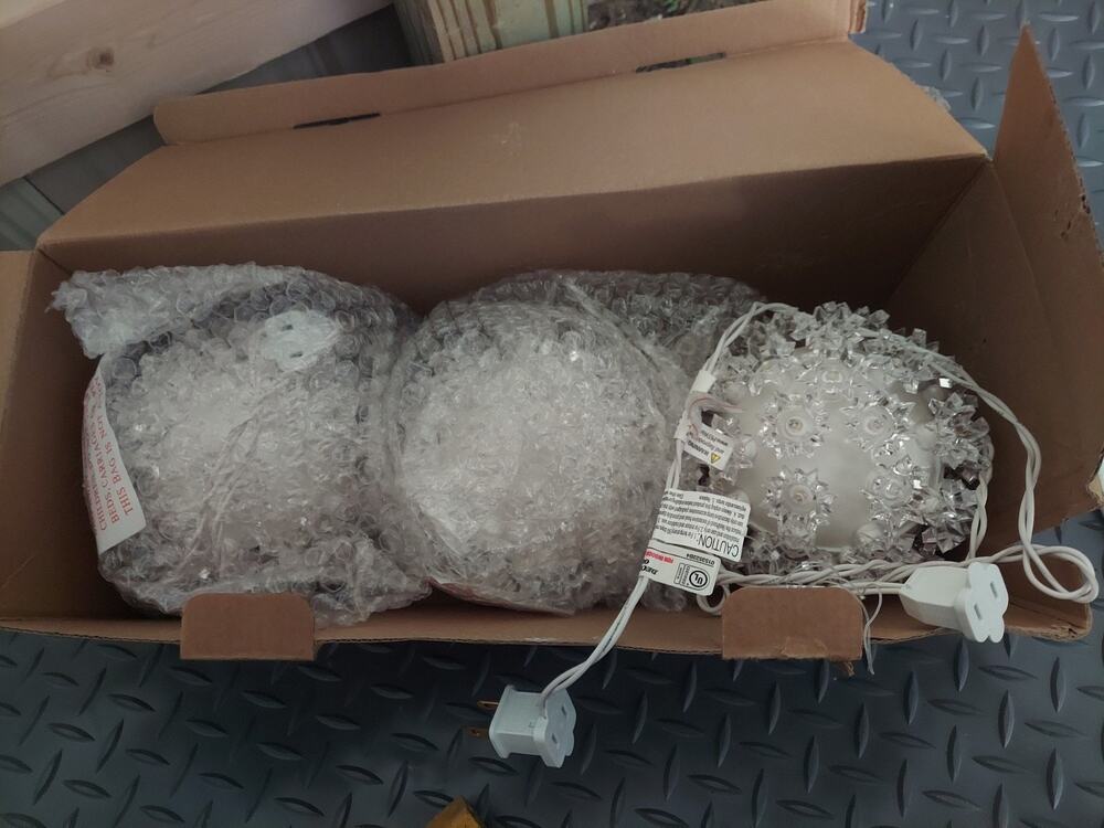 Lighted Decorative Orbs Set of 3 Crystal Star Design 4.5 Inch Hanging Christmas